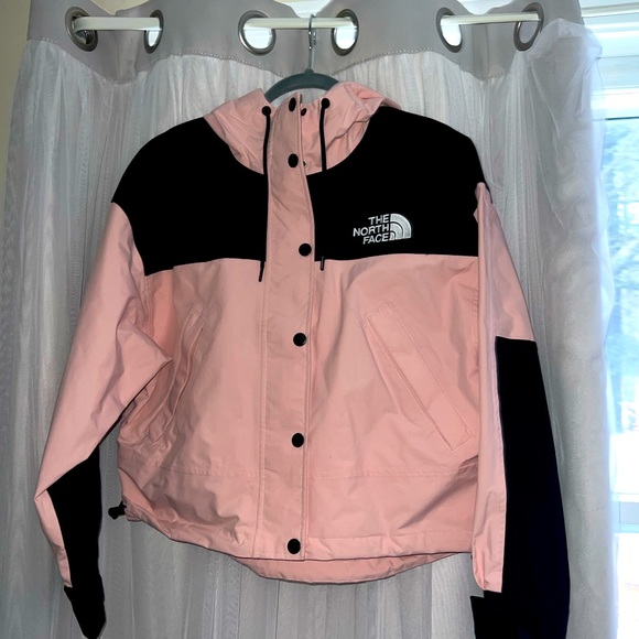 The north face medium pink - Picture 1 of 3